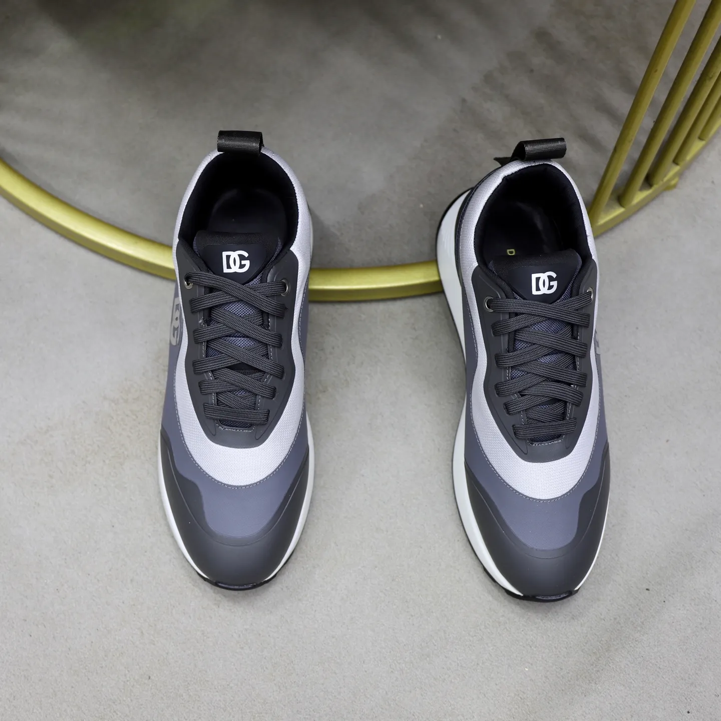 Men's Men's Shoes💰520💰••New arrivals••Dolce&Gabbana••DG✔️High-end men's sports•casual shoes. Original goods from top counters. Original imported multiple material splicing design ➕Original TPR elastic outsole.  Size: 38-44 (45, 46 customized)